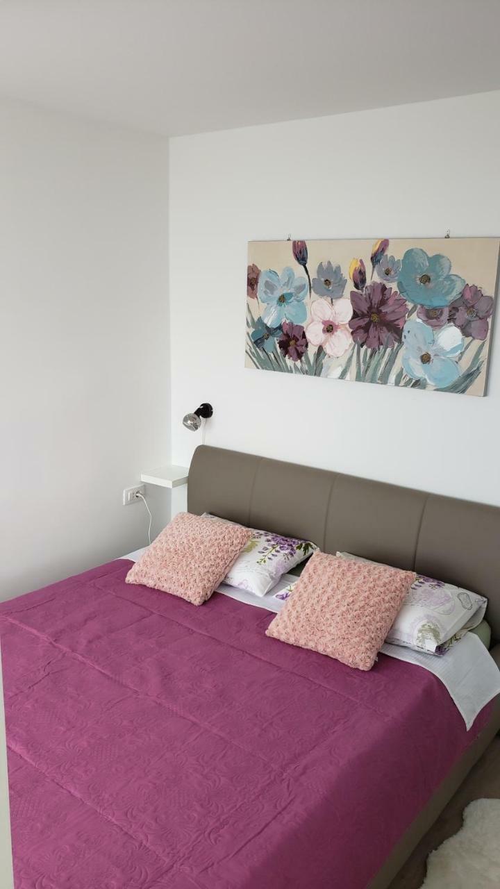 Apartment Pjero Split Buitenkant foto